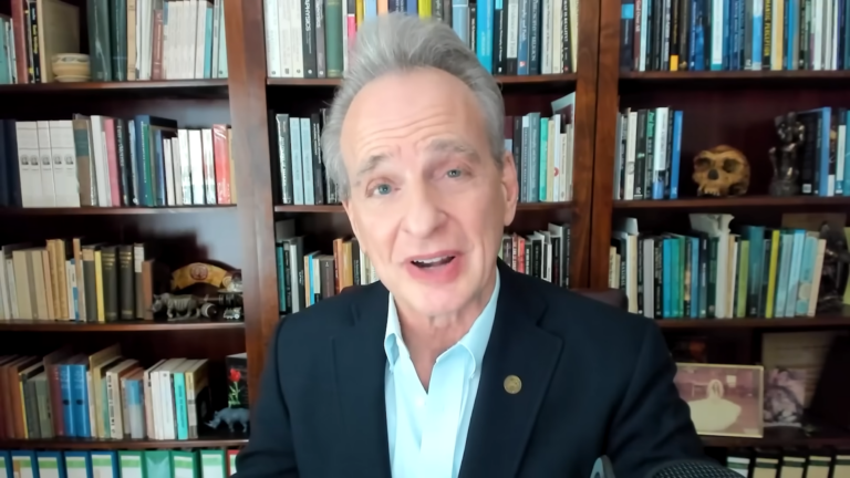Apologist William Lane Craig Says Belief in Jesus’ Virgin Birth is Not ‘Essential’