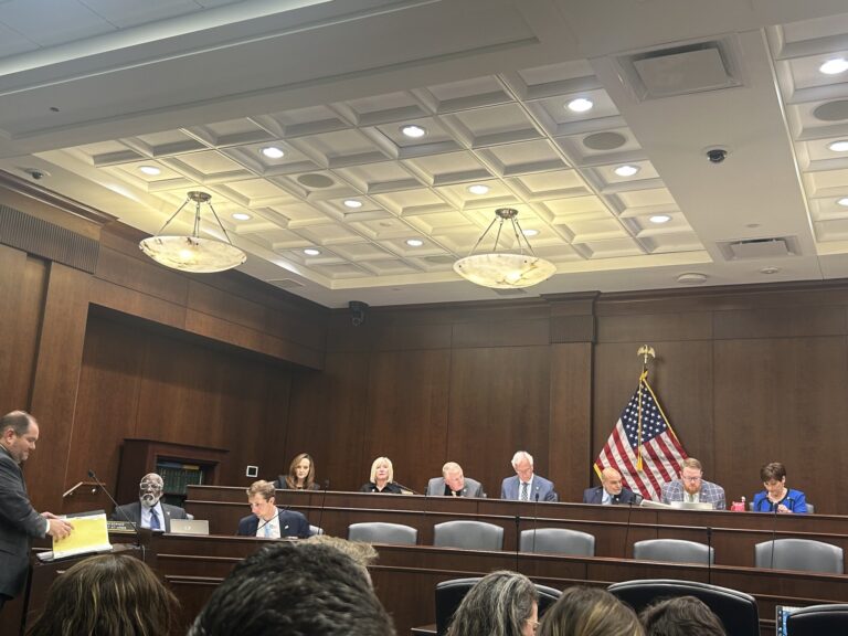 Pro-Choicers, Pro-Lifers Join Forces To KILL TN Bill Classifying Abortion As Homicide