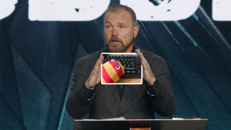 Mark Driscoll Hasn’t Posted From His Social Media Since 2020, Despite Pretending That He Does