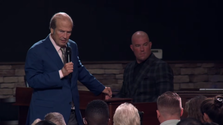 Ted Shuttlesworth Jr. Leading Worship 6 Months After  Depraved Sexting Scandal